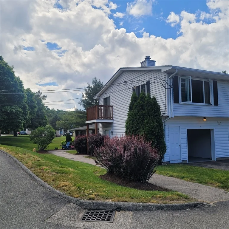 2 bed, 2 bath apartment for rent at 660 Union Unit 1C, East Braintree — photo 2 of 24