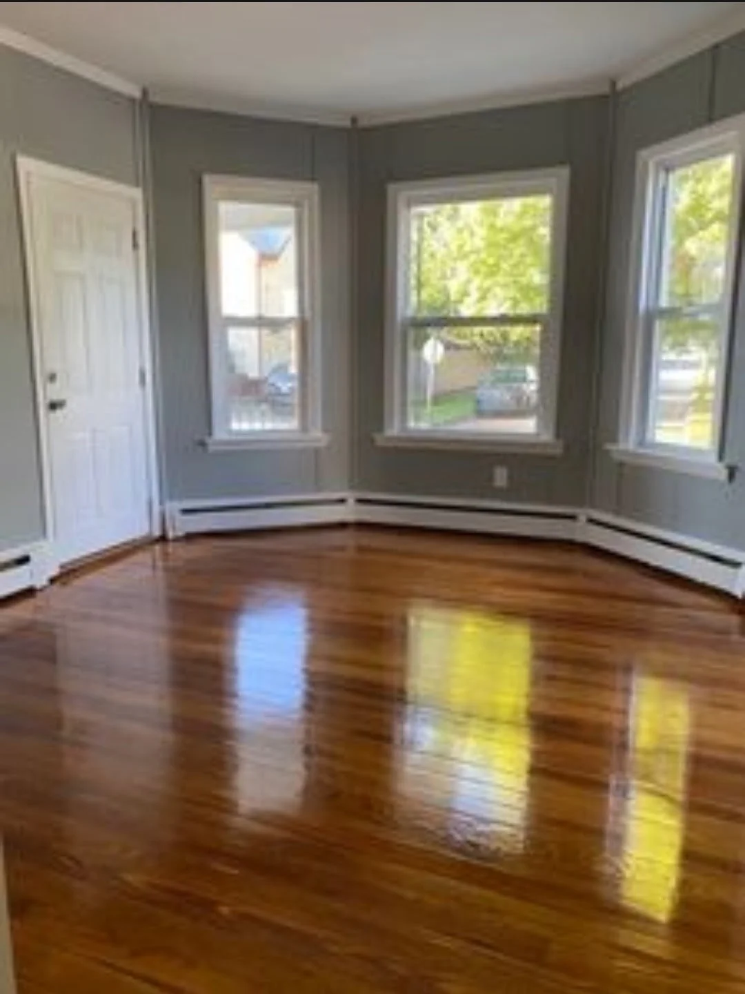 2 bed, 1 bath apartment for rent at 661 Lawton St Unit 1, Fall River — photo 4 of 7