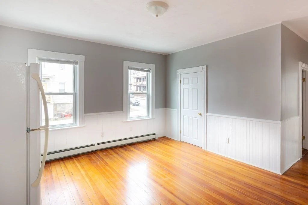 3 bed, 1 bath apartment for rent at 661 Maple St Unit 1, Fall River — photo 3 of 11