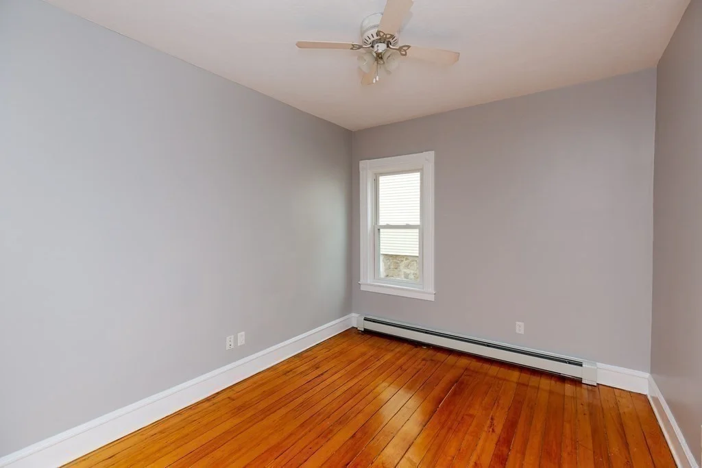 3 bed, 1 bath apartment for rent at 661 Maple St Unit 1, Fall River — photo 6 of 11