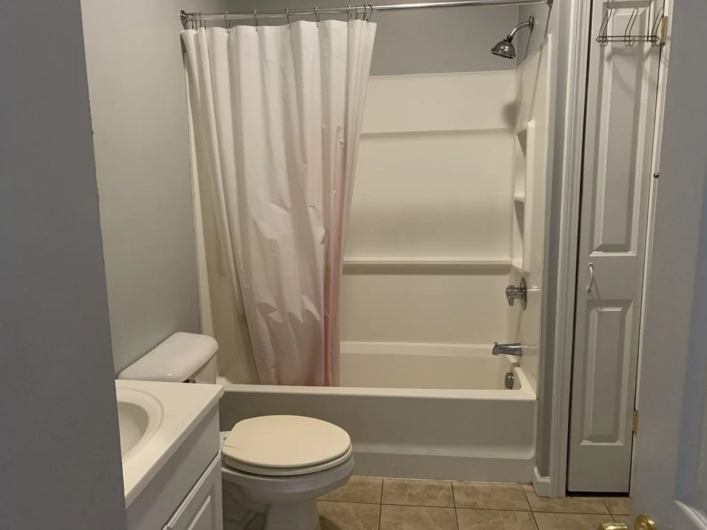 3 bed, 1 bath apartment for rent at 661 Maple St Unit 2, Fall River — photo 20 of 20