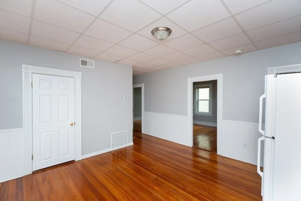 3 bed, 1 bath apartment for rent at 661 Maple St Unit 2, Fall River — photo 14 of 20