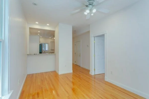 2 bed, 1 bath apartment for rent at 662 E 5th St Unit 2, South Boston — photo 4 of 10