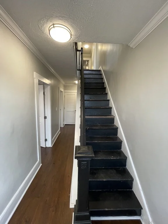 4 bed, 2 bath apartment for rent at 662 Moody St Unit 2, Waltham — photo 6 of 10