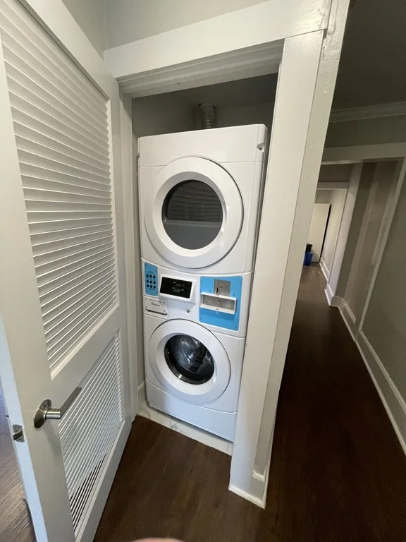 4 bed, 2 bath apartment for rent at 662 Moody St Unit 2, Waltham — photo 3 of 10