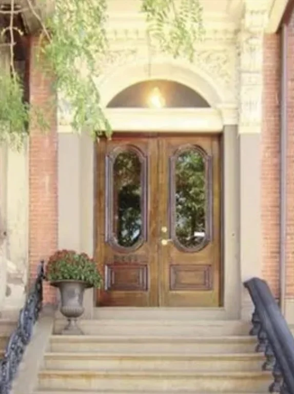 2 bed, 1 bath apartment for rent at 662 Tremont St Unit 5, South End — photo 25 of 27
