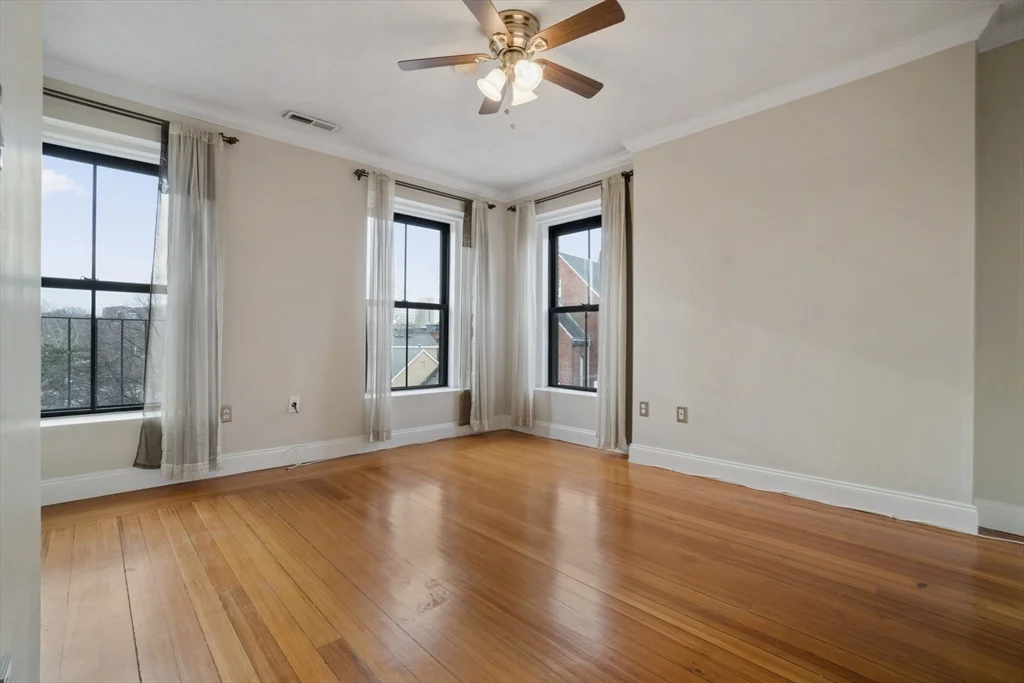 2 bed, 1 bath apartment for rent at 662 Tremont St Unit 5, South End — photo 15 of 27