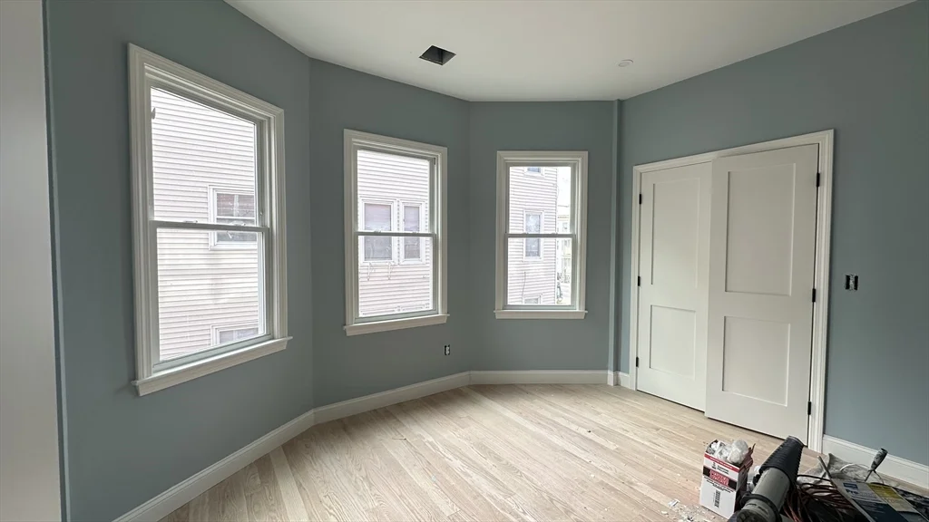 5 bed, 3 bath apartment for rent at 663 Columbia Rd Unit 1, Dorchester — photo 10 of 17