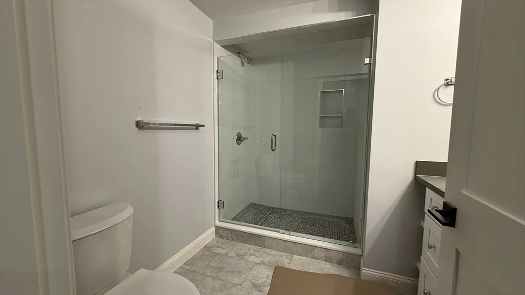 5 bed, 3 bath apartment for rent at 663 Columbia Rd Unit 1, Dorchester — photo 14 of 17