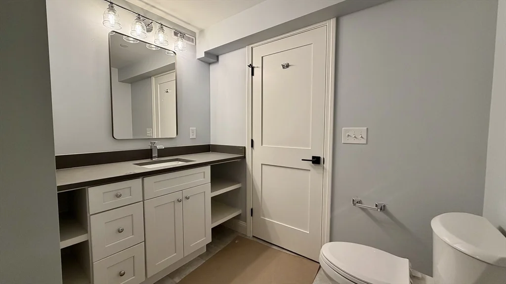 5 bed, 3 bath apartment for rent at 663 Columbia Rd Unit 1, Dorchester — photo 15 of 17