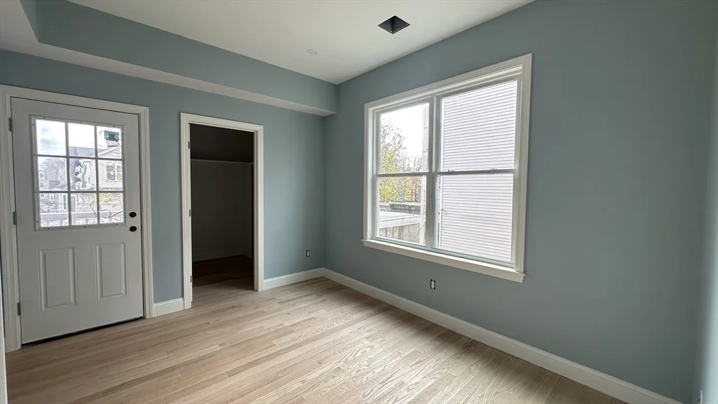 5 bed, 3 bath apartment for rent at 663 Columbia Rd Unit 1, Dorchester — photo 11 of 17