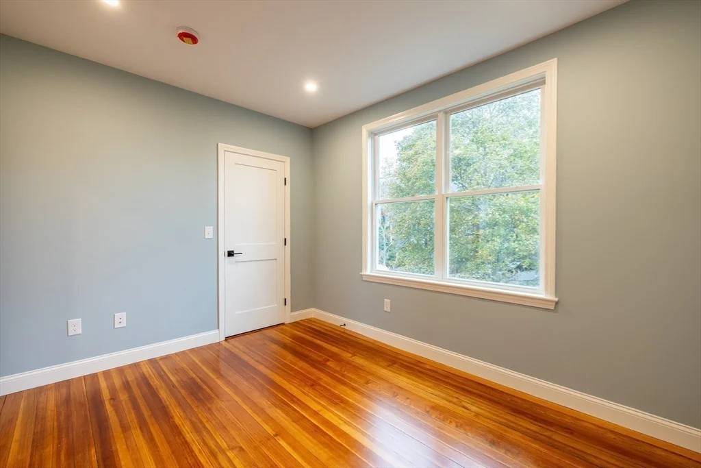 5 bed, 3 bath apartment for rent at 663 Columbia Rd Unit 1, Dorchester — photo 5 of 17