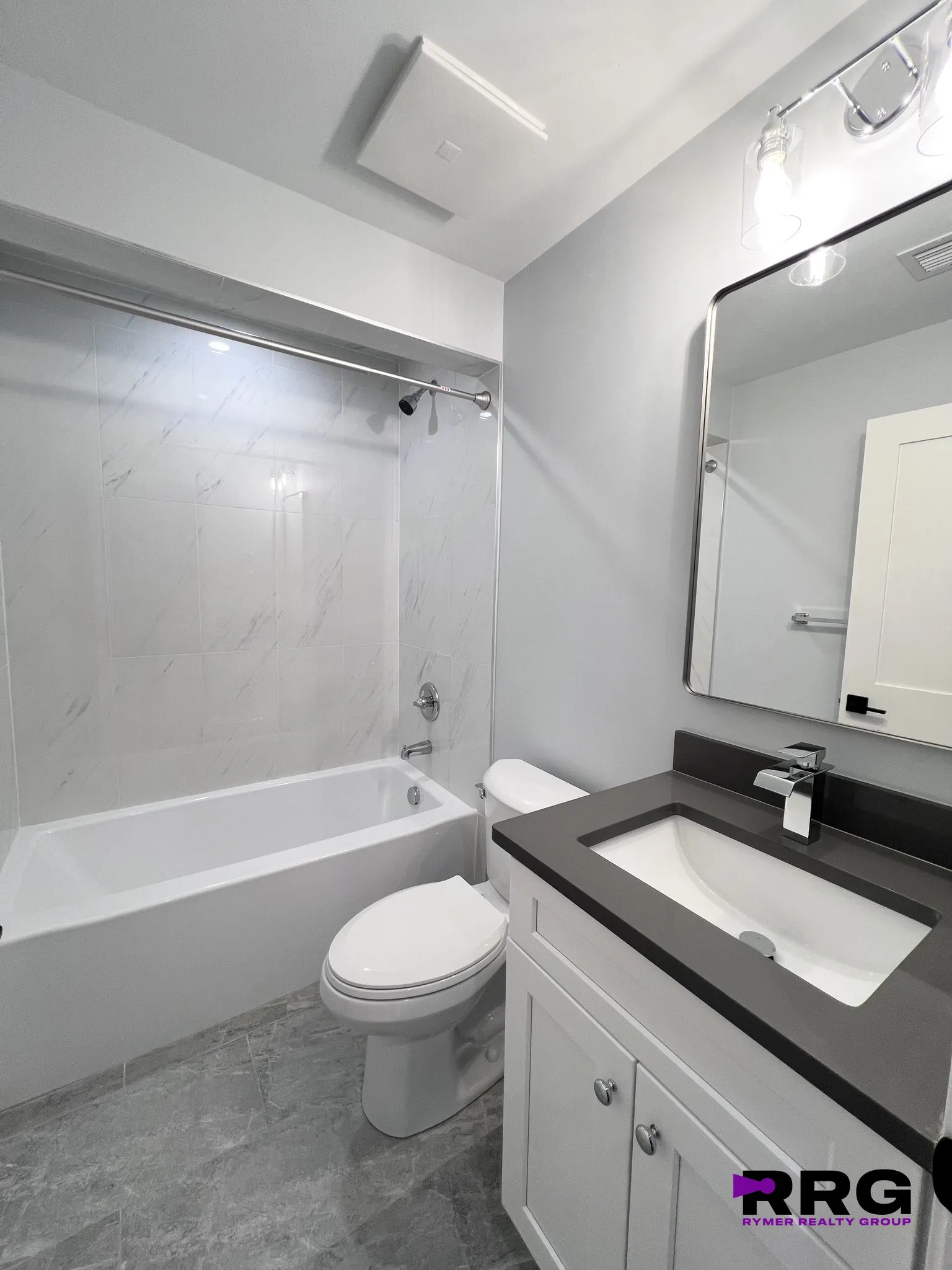 4 bed, 2 bath apartment for rent at 663 Columbia Rd Unit 3, Dorchester — photo 2 of 25
