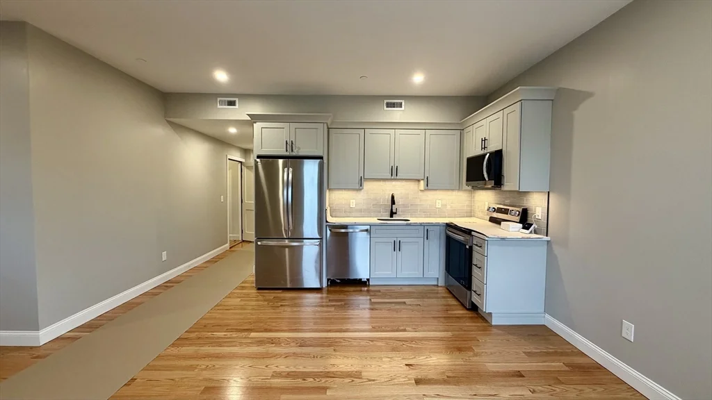 4 bed, 2 bath apartment for rent at 663 Columbia Rd Unit B, Dorchester — photo 2 of 13