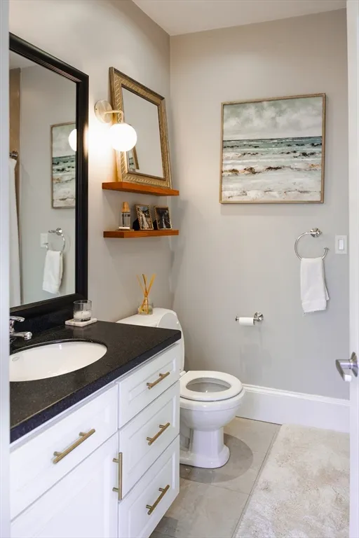 2 bed, 2 bath apartment for rent at 663 E 7th Unit 3, South Boston — photo 14 of 17