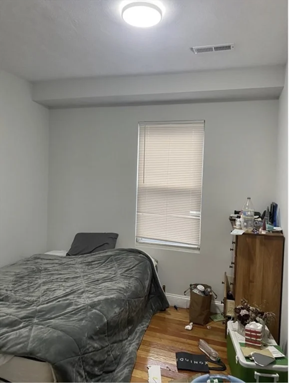 3 bed, 1 bath apartment for rent at 663 East Broadway Unit 2A, South Boston — photo 10 of 13