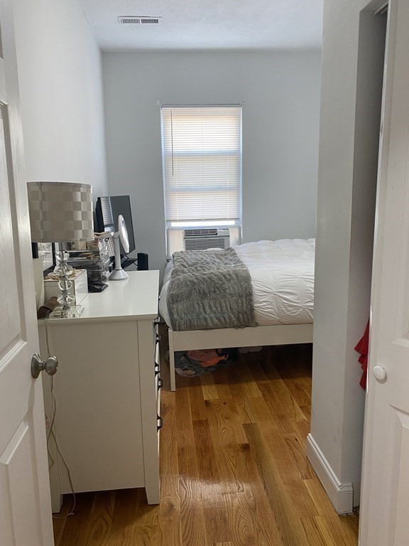 3 bed, 1 bath apartment for rent at 663 East Broadway Unit 3B, South Boston — photo 9 of 14