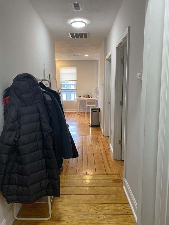 3 bed, 1 bath apartment for rent at 663 East Broadway Unit 3B, South Boston — photo 3 of 14