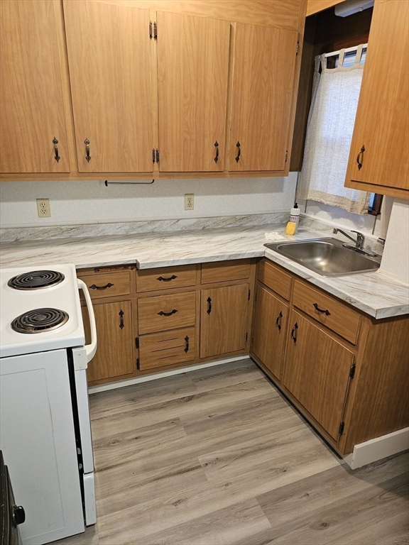 3 bed, 1 bath apartment for rent at 663 Hammond St, Chestnut Hill — photo 11 of 19
