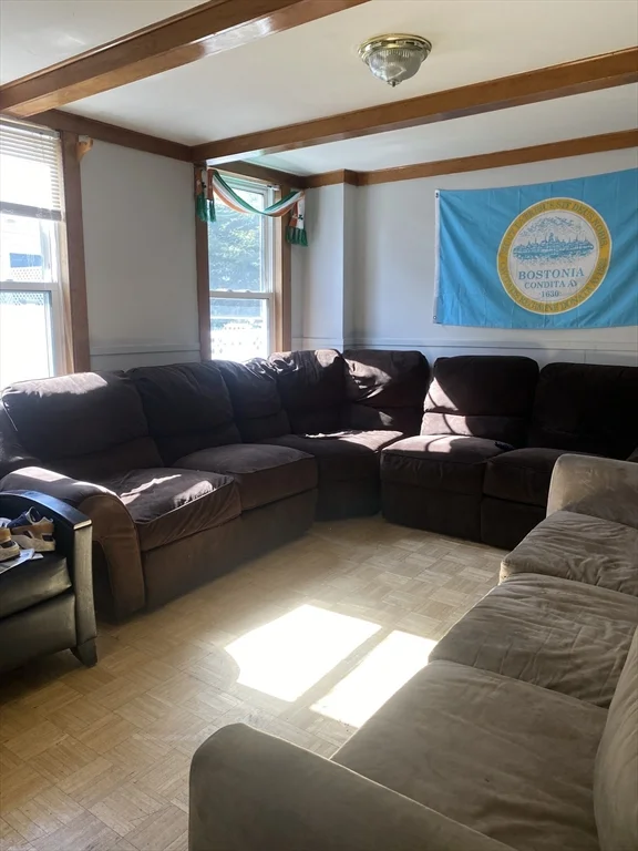 5 bed, 2.5 bath apartment for rent at 663B East 5th St Unit B, South Boston — photo 1 of 23