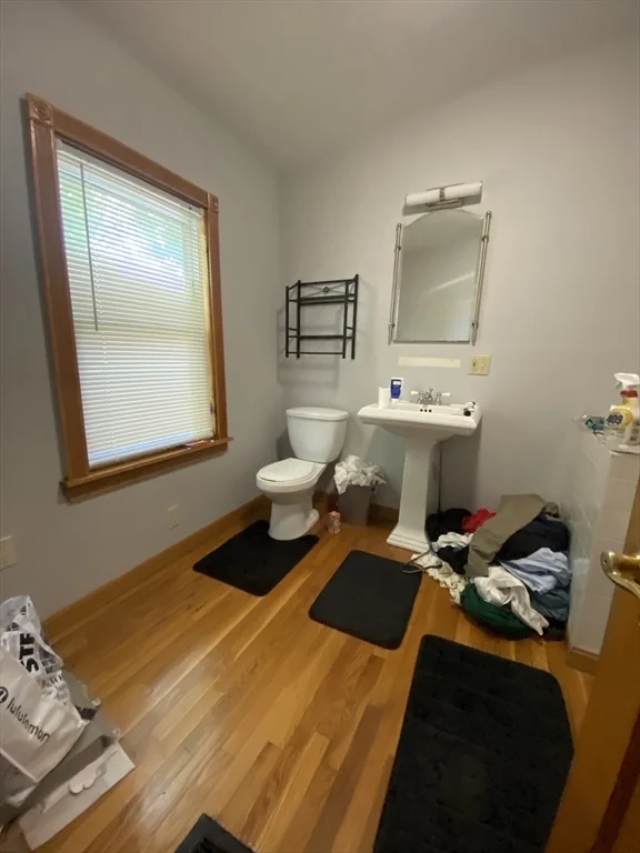 5 bed, 2.5 bath apartment for rent at 663B East 5th St Unit B, South Boston — photo 15 of 23