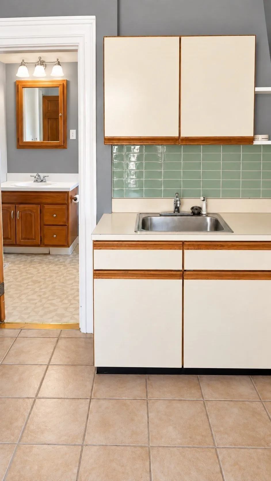 Studio bed, 1 bath apartment for rent at 664 East 6th St Unit 3, South Boston — photo 4 of 8