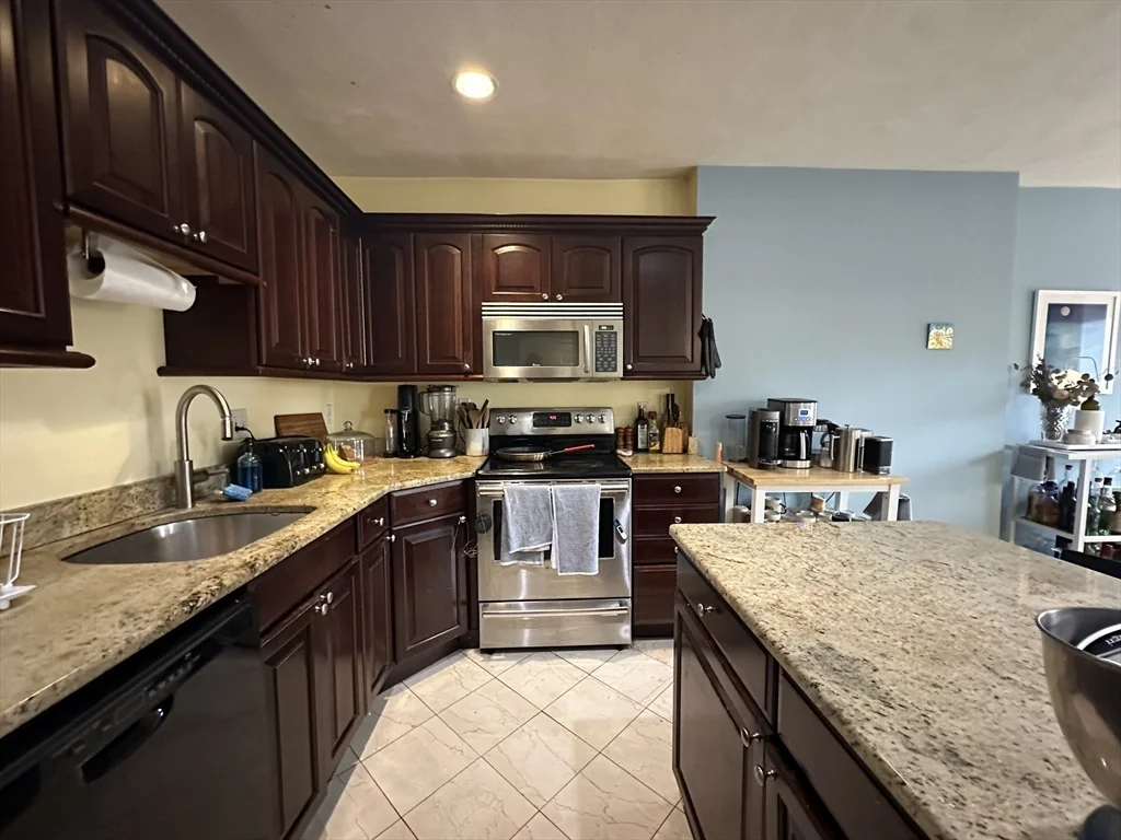 2 bed, 1 bath apartment for rent at 664 Massachusetts Ave Unit 5, South End — photo 8 of 12