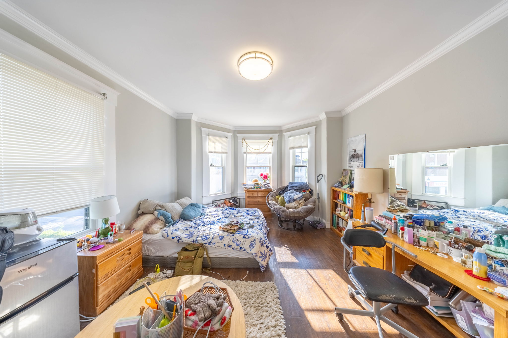 4 bed, 2 bath apartment for rent at 664 Moody St Unit 2, South Side — photo 6 of 21