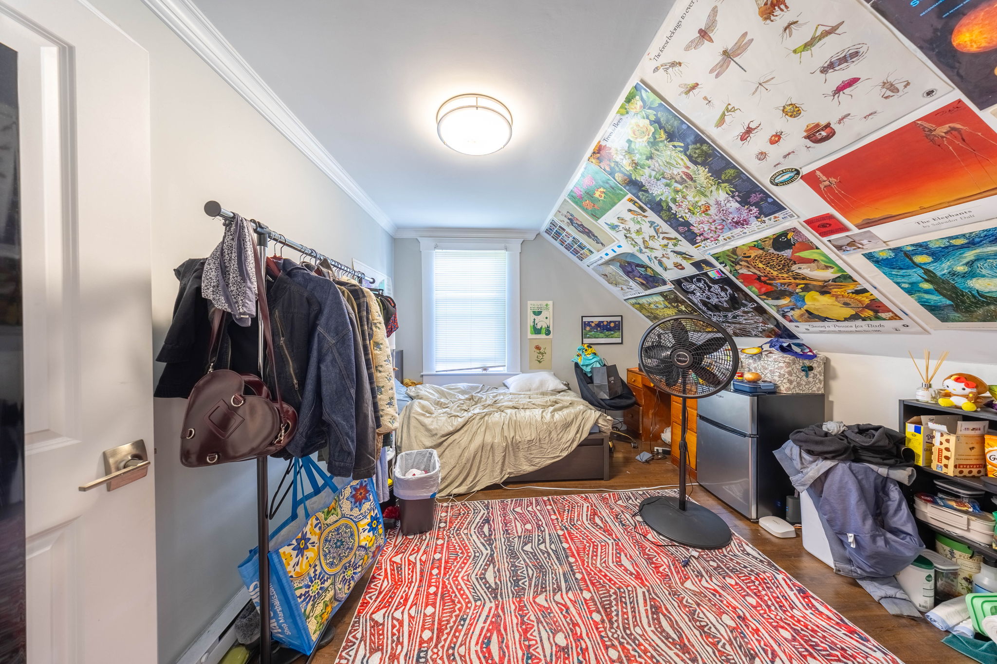 5 bed, 2 bath apartment for rent at 664 Moody St Unit 3, South Side — photo 11 of 21