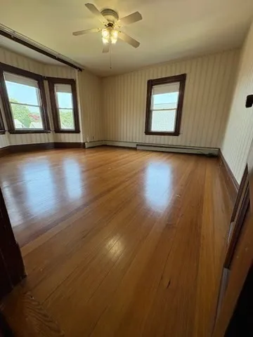 3 bed, 2 bath apartment for rent at 664 Washington St Unit 664, Oak Square — photo 31 of 37