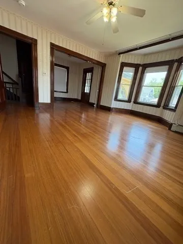 3 bed, 2 bath apartment for rent at 664 Washington St Unit 664, Oak Square — photo 28 of 37