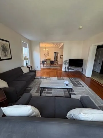 3 bed, 2 bath apartment for rent at 664 Washington St Unit 664, Oak Square — photo 15 of 37