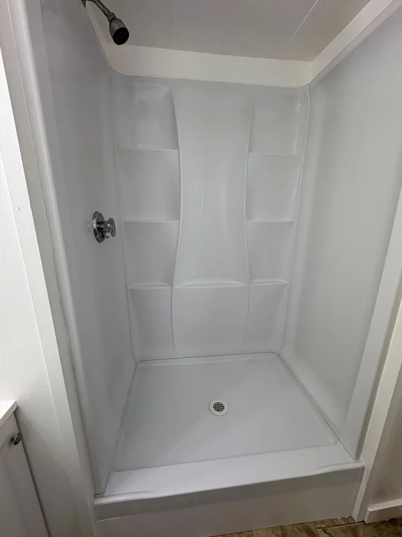 Studio bed, 1 bath apartment for rent at 664 Western Ave Unit 4, Lynn — photo 7 of 10