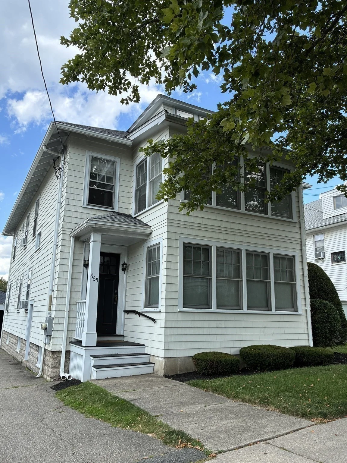 2 bed, 1 bath apartment for rent at 665 Belmont St Unit 2, Belmont — photo 16 of 16