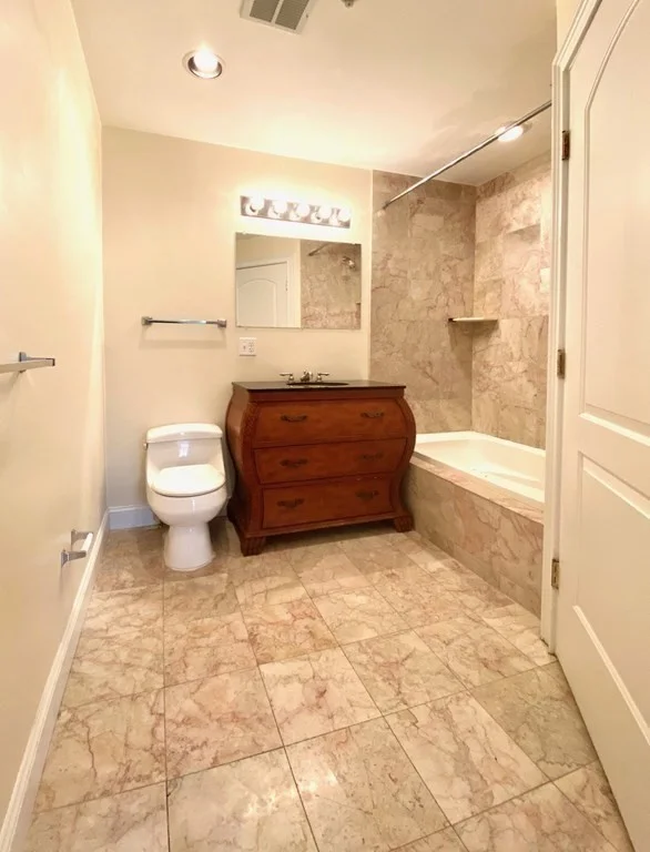 2 bed, 2 bath apartment for rent at 665 Bennington Unit 2, East Boston — photo 18 of 19