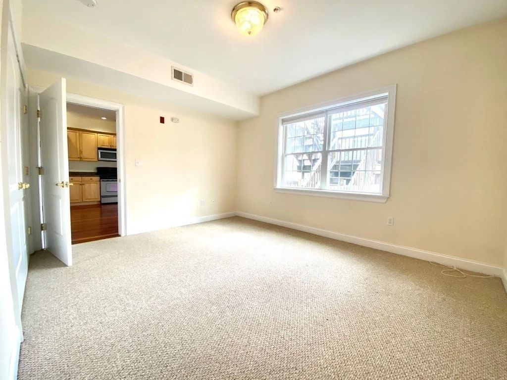 2 bed, 2 bath apartment for rent at 665 Bennington Unit 2, East Boston — photo 13 of 19
