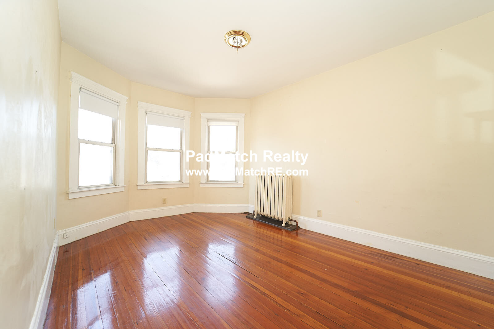 4 bed, 1 bath apartment for rent at 665 Columbia Rd Unit 3, Dorchester — photo 1 of 18