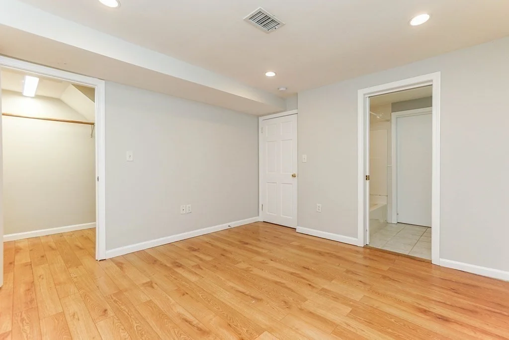 2 bed, 2 bath apartment for rent at 665 E 5th St Unit 1, South Boston — photo 13 of 23