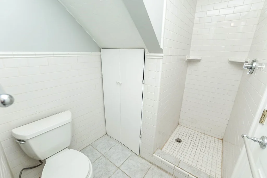 2 bed, 2 bath apartment for rent at 665 E 5th St Unit 1, South Boston — photo 19 of 23