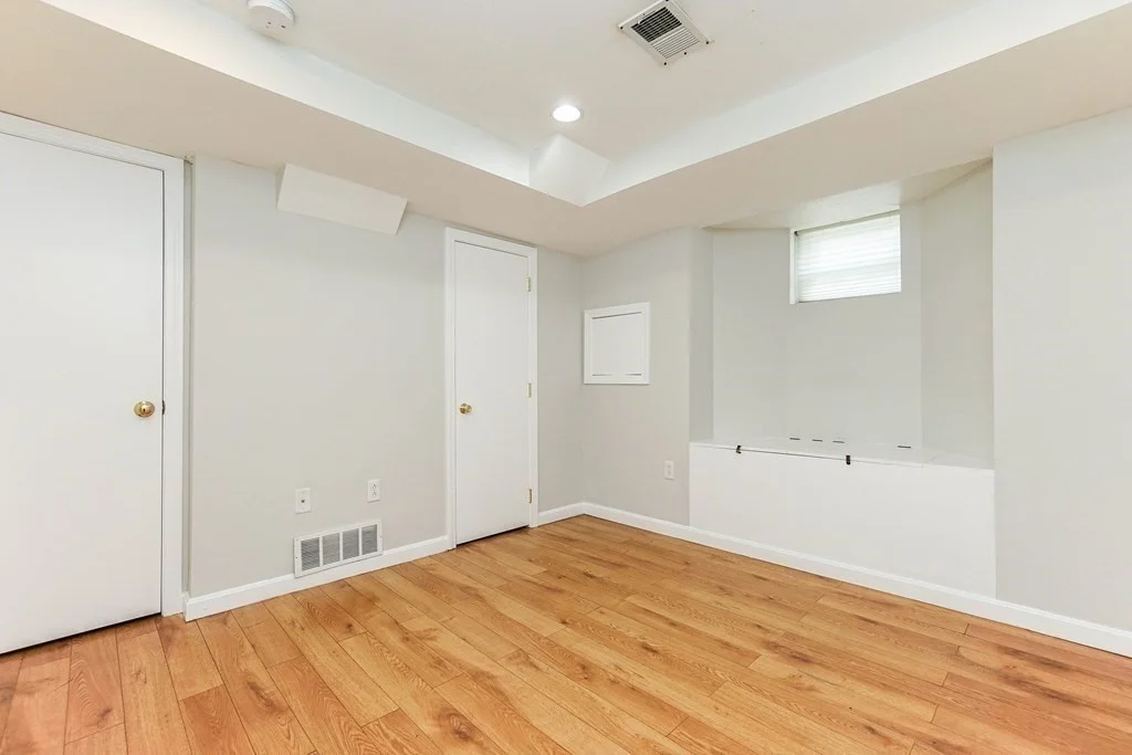 2 bed, 2 bath apartment for rent at 665 E 5th St Unit 1, South Boston — photo 10 of 23