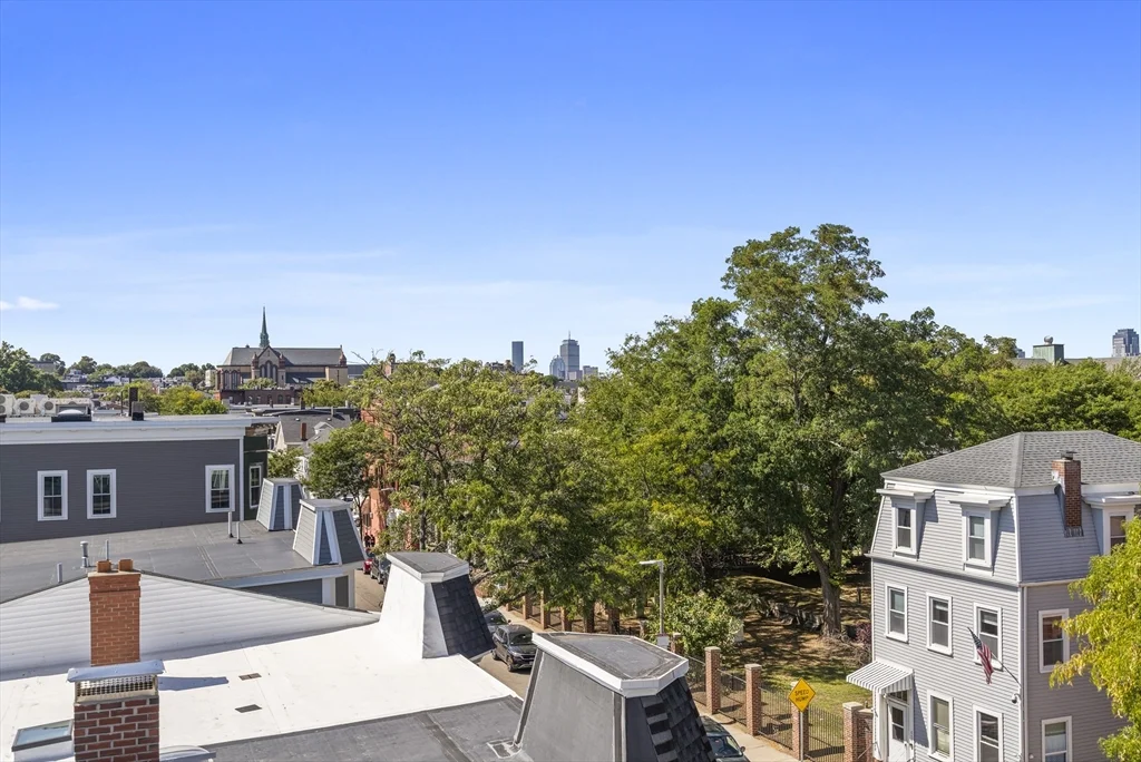 2 bed, 2 bath apartment for rent at 665 E 5th St Unit 2, South Boston — photo 21 of 23