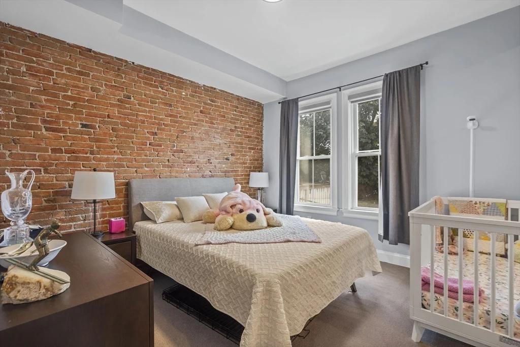 2 bed, 2 bath apartment for rent at 665 E 5th St Unit 2, South Boston — photo 10 of 23