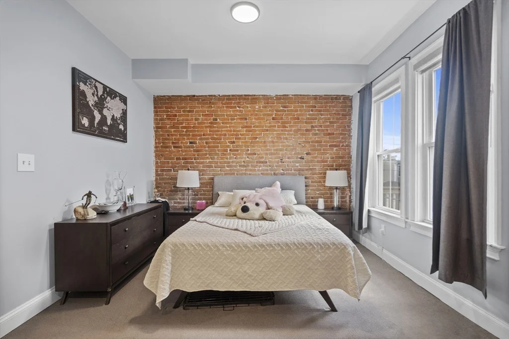2 bed, 2 bath apartment for rent at 665 E 5th St Unit 2, South Boston — photo 11 of 23