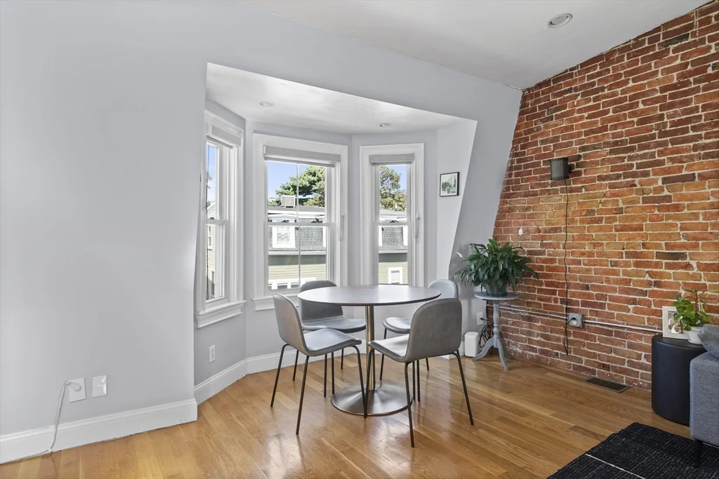 2 bed, 2 bath apartment for rent at 665 E 5th St Unit 2, South Boston — photo 2 of 23