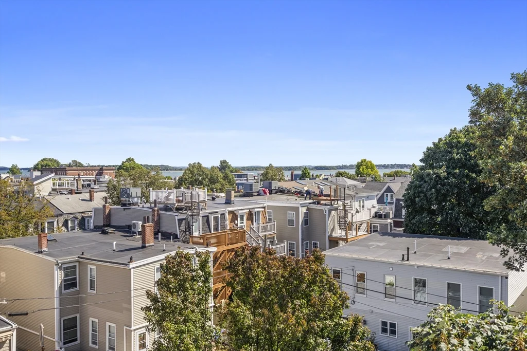 2 bed, 2 bath apartment for rent at 665 E 5th St Unit 2, South Boston — photo 20 of 23