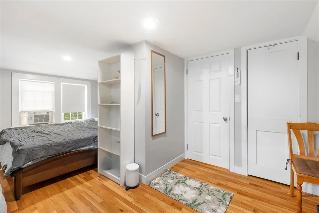 3 bed, 2 bath apartment for rent at 665 S Main St, Sharon — photo 16 of 23