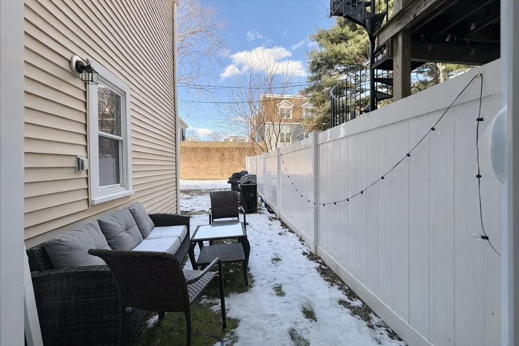 1 bed, 1 bath apartment for rent at 666 E 5th St Unit 1, South Boston — photo 8 of 11