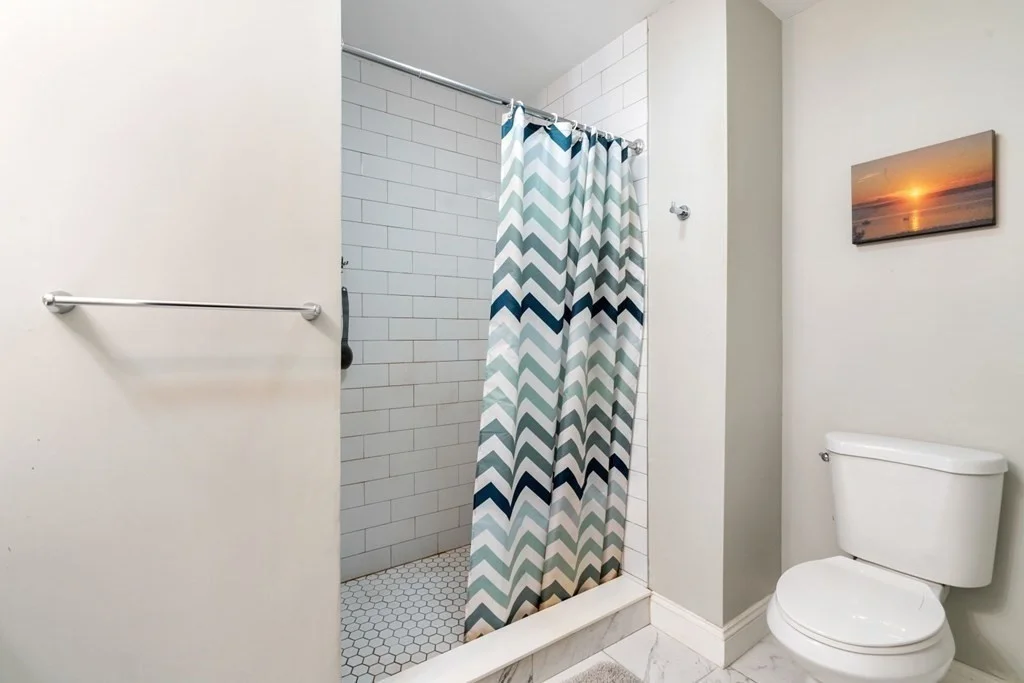 4 bed, 2 bath apartment for rent at 666 East 8th Unit 2, Boston — photo 13 of 21