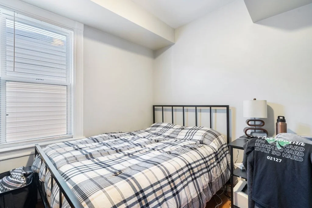 4 bed, 2 bath apartment for rent at 666 East 8th Unit 2, Boston — photo 12 of 21