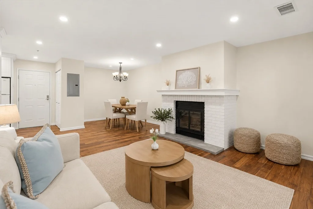 2 bed, 2 bath apartment for rent at 666 Main St Unit 315, Winchester — photo 5 of 37
